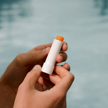 LAPIZ LABIAL 5 G.DR. HAUSCHKA